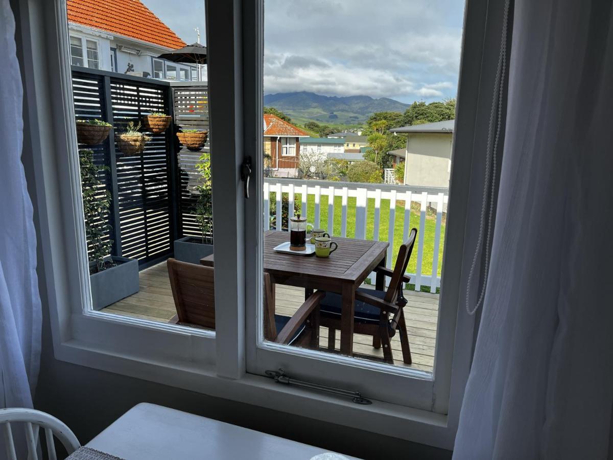 Raglan Retreat On Gilmour Apartment ภายนอก รูปภาพ