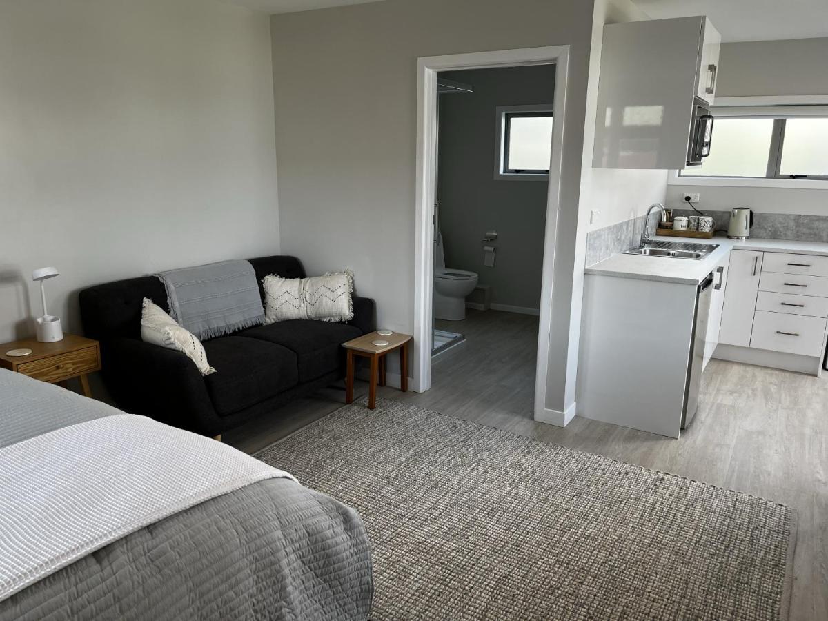 Raglan Retreat On Gilmour Apartment ภายนอก รูปภาพ